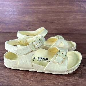 Birkenstock EVA Rio Yellow Sandals Size 9C (27) Shoes